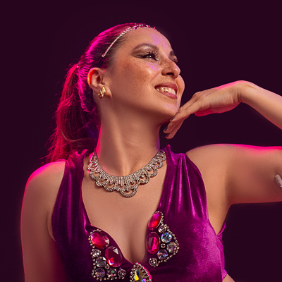 La-maestra-EVE-RAMALLO-recibe-el-Premio-maestro-2025